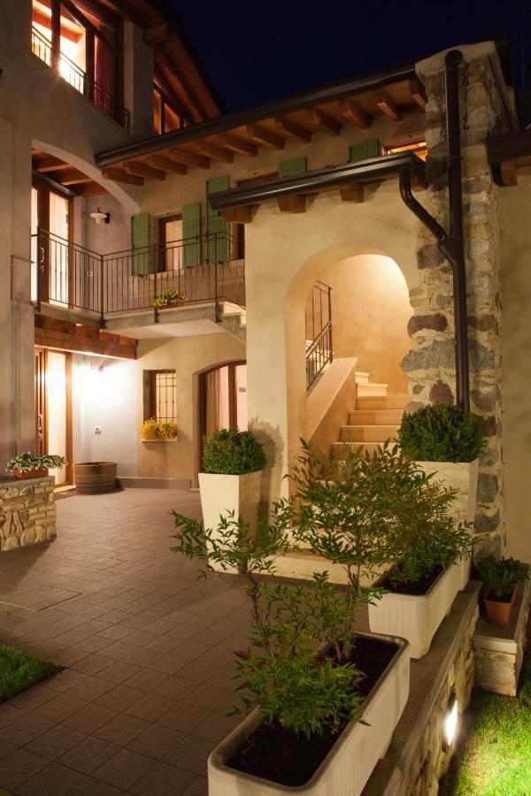 La Casa Del Nonno Aparthotel Monzambano